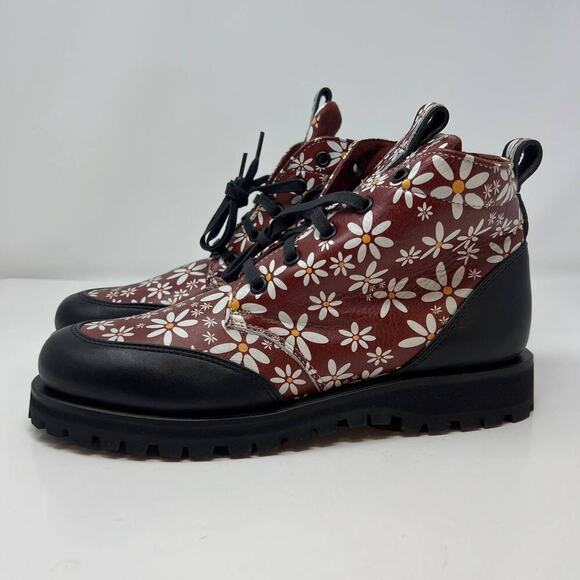 NWT Shindigs Women's Red Combat Boots Sz. 10 B Chunky Vibram Sole Lug Tread - Picture 7 of 12